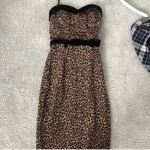 Collectif leopard velvet print dress 🖤